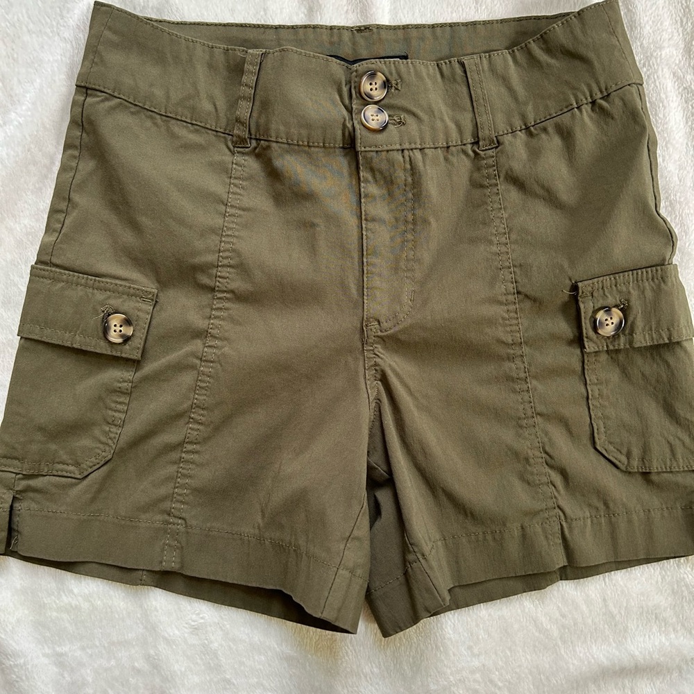 One 5 Shorts L